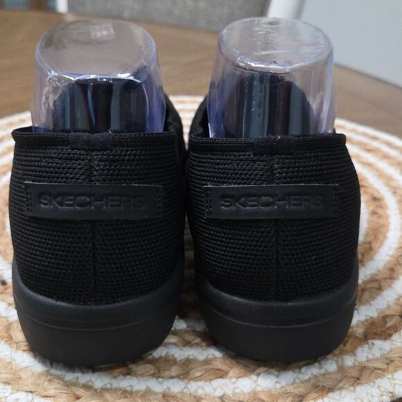 Skechers AirCooled Black Archfit Sneakers, Size 7.5 - Picture 5 of 10